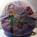 Poduszka okr%c4%85g%c5%82a witch taranee11768